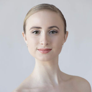 Meet your Posher, Jacqueline